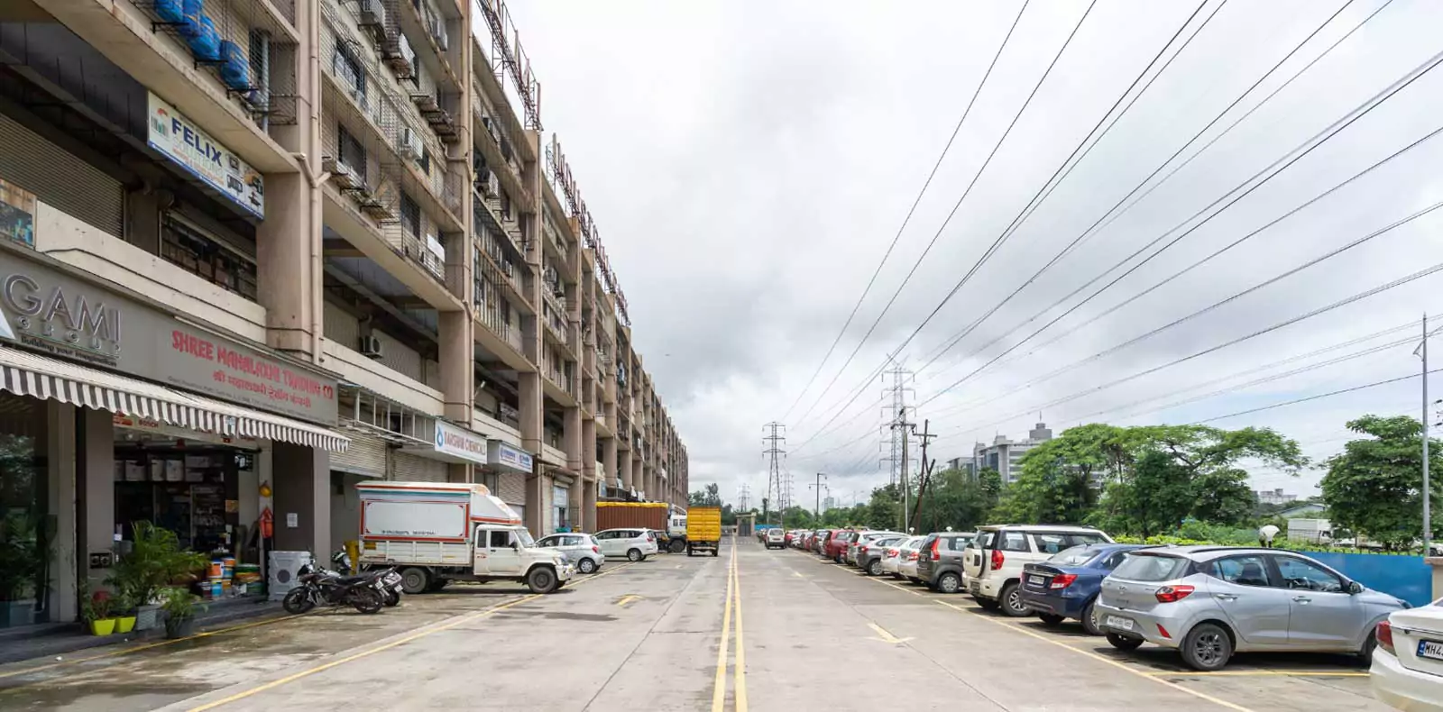 Wide Roads & Parking Area - Gami Industrial Park  